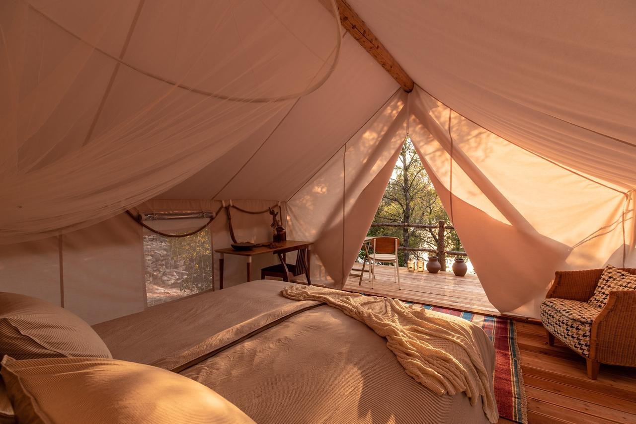 Plage Cachee - Glamping Vrboska Exterior photo